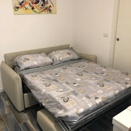 Blu House Of Emi